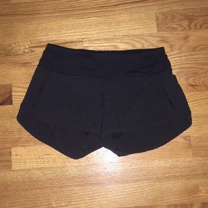 Women’s Lululemon shorts